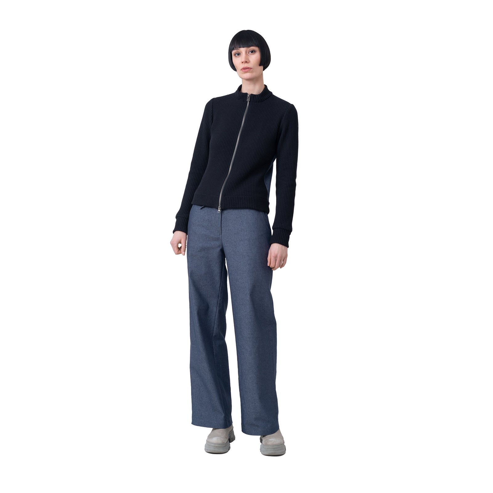 Strickjacke mit Reißverschluss und Jeansdetails